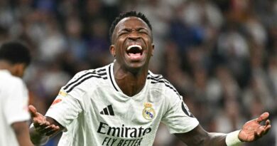 Pallone d’Oro 2024, urlato il nome di Vinicius alla consegna. Lui: “Lo farò 10 volte tanto, non sono pronti”.