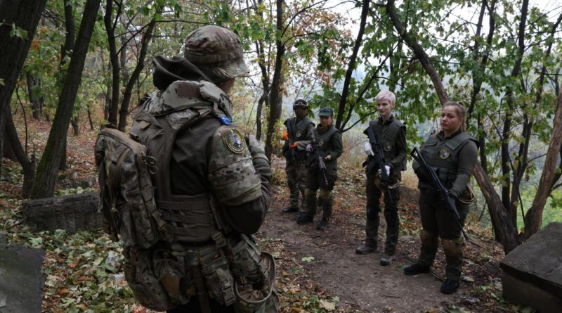 Guerra Ucraina – Russia, le notizie di oggi. Droni di Mosca nella notte su Kiev, cittadini nei rifugi