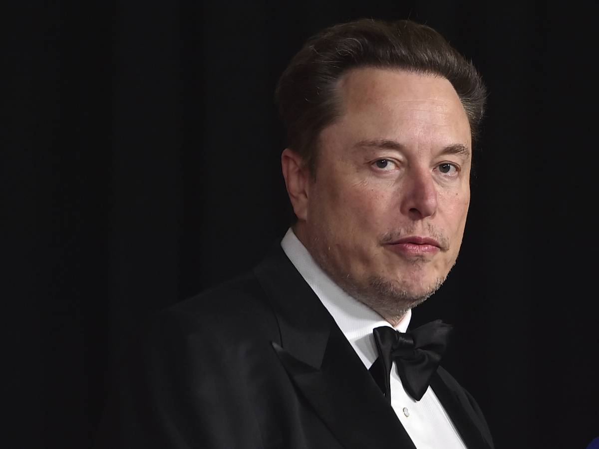 Migranti in Albania, Elon Musk contro i giudici: “Se ne devono andare”