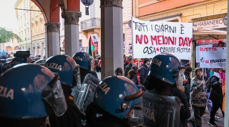 “Sinistra li coccola, ora basta”. Lo sfogo dei poliziotti sui violenti di piazza