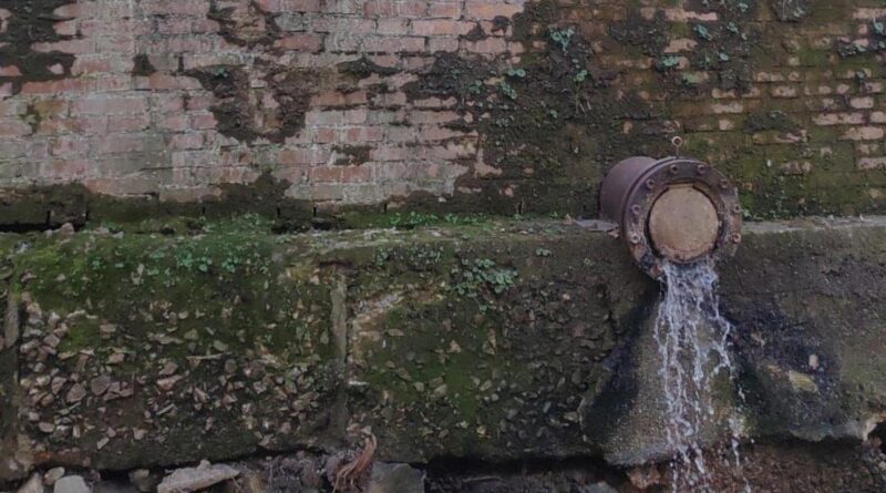 Isola Tiberina, i liquami e gli scarichi di Sora Lella e dell’Israelitico nelle acque del Tevere