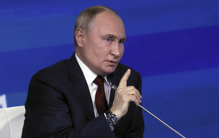 Putin: ‘La guerra è globale, pronti a colpire Usa e Gran Bretagna’