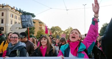 Violenza donne, manifestazioni in tutta Italia: “Siamo il grido delle donne che non hanno più voce”