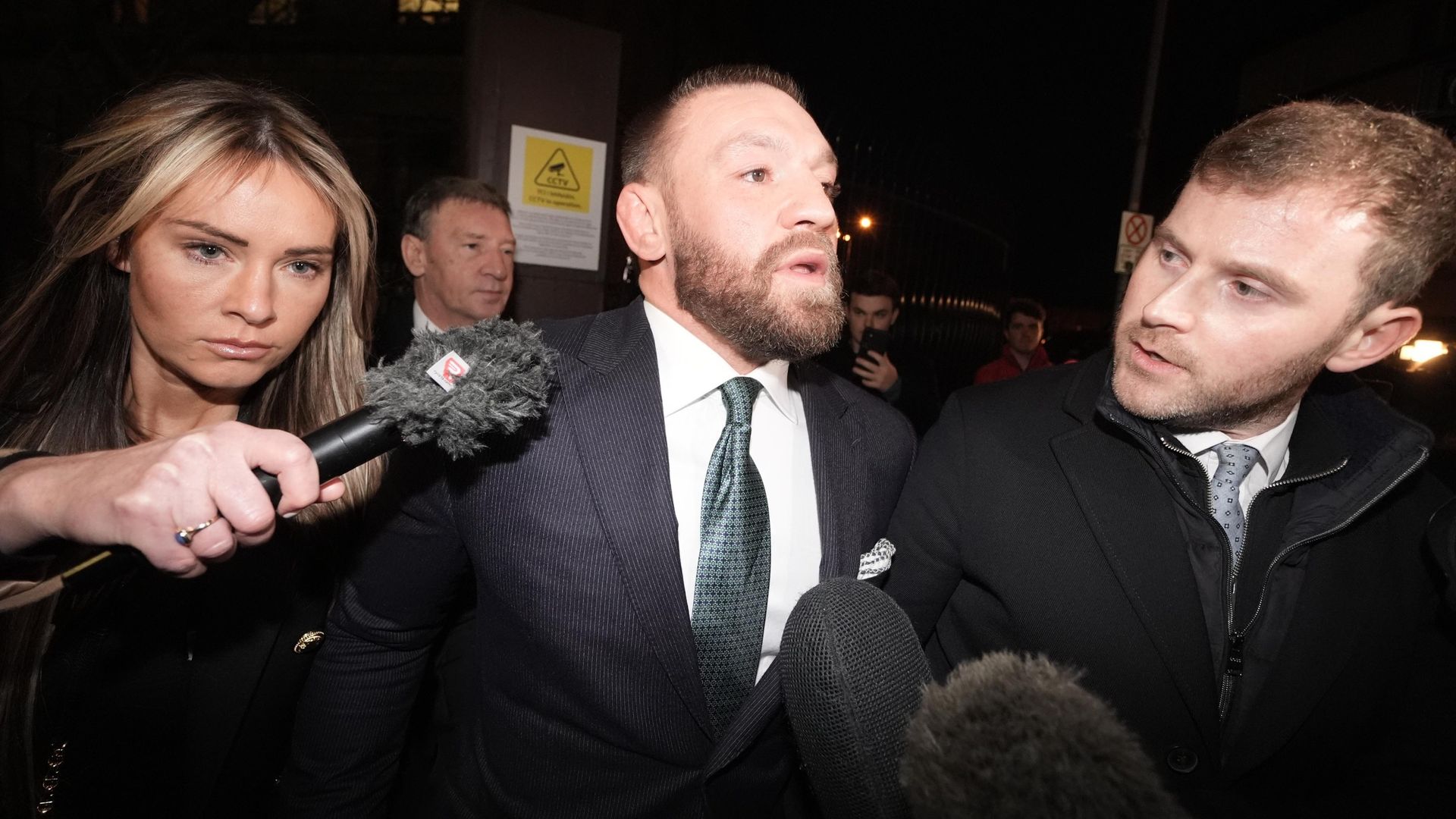 so di aver commesso degli errori: Conor McGregor parla dopo aver perso la causa per stupro civile