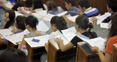 Medicina, via libera del Senato a stop numero chiuso e test d’ingresso