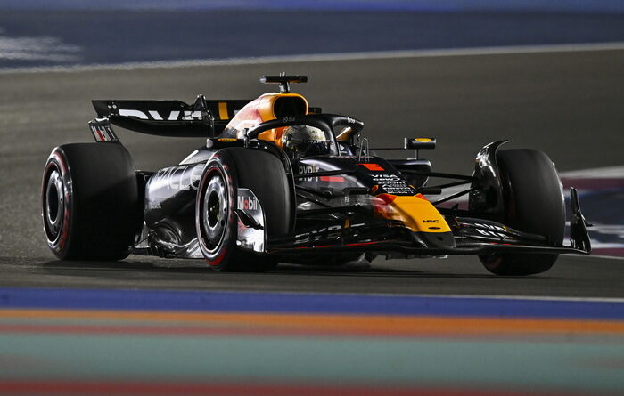 Gp Qatar: Verstappen penalizzato di una posizione, Russell in pole