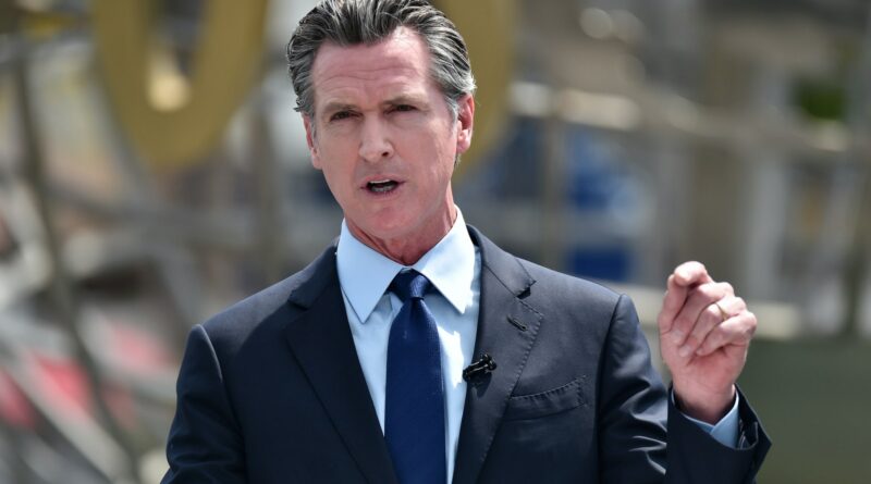 Gavin Newsom dà ufficialmente il via alla lotta della California contro Donald Trump