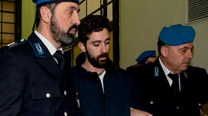 I genitori di Giulia Tramontano rispondono alla lettera di Alessandro Impagnatiello: “Sei un miserabile”