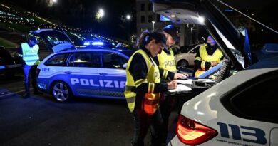 Attentato di Magdeburgo, la Polizia italiana alza la vigilanza sui mercatini di Natale. Mattarella: “Fermo e determinato contrasto al terrorismo”