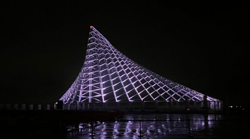 La Vela di Calatrava di Tor Vergata si illumina di mille colori per il Giubileo