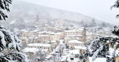 Vigilia e Natale al freddo, gelo e neve in collina