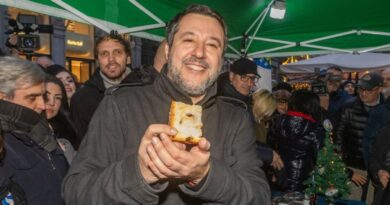 Salvini sul Codice della strada: “Durante le feste potete bere come lo scorso anno, nulla è cambiato”