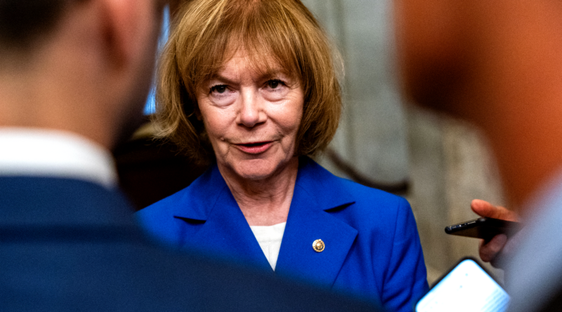 Tina Smith si sfoga sul doppio discorso antiabortista di Trump: “Mi interessa quello che fa”