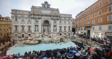 Roma: a Fontana di Trevi nuove modalità di visita dopo lavori di manutenzione