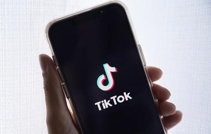 Trump alla Corte Suprema, sospendere legge sul bando a TikTok