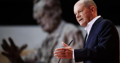 Indignazione di Scholz: ‘Falso che vedrò Putin prima del voto, parole indecenti’