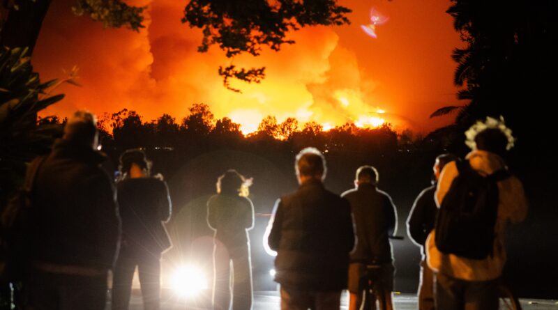 Los Angeles brucia: Il bilancio delle vittime aumenta e decine di migliaia di persone vengono evacuate a causa degli inarrestabili incendi selvaggi