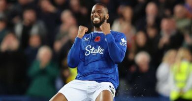 FA Cup, terzo turno: passano Everton con Beto e Fulham, eliminato lo Sheffield United