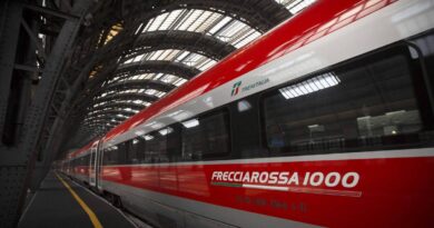 Un altro guasto ferma i treni. Spunta l’ipotesi di sabotaggio e Fs prepara l’esposto