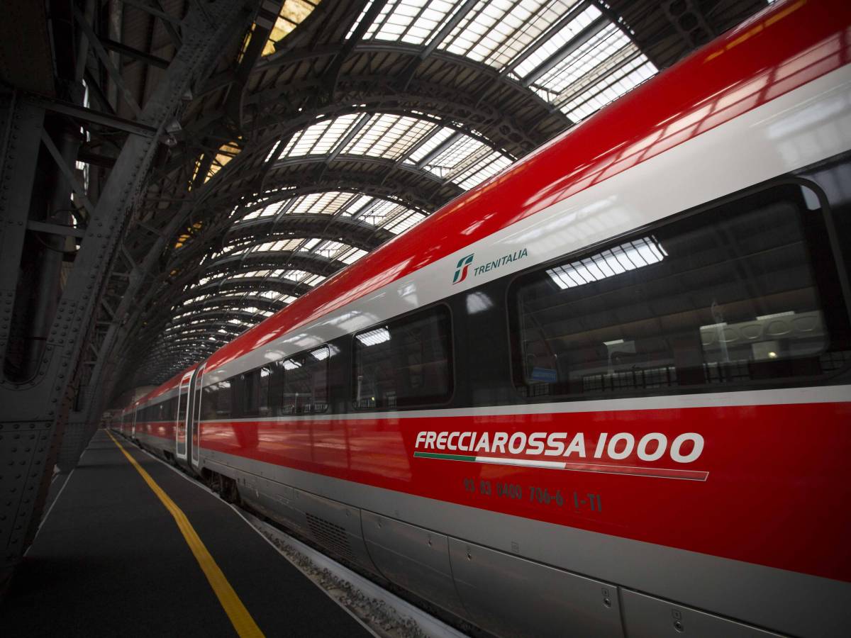 Un altro guasto ferma i treni. Spunta l’ipotesi di sabotaggio e Fs prepara l’esposto