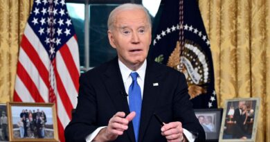 Biden avverte che una “oligarchia” di ricchezza e potere minaccia la democrazia statunitense