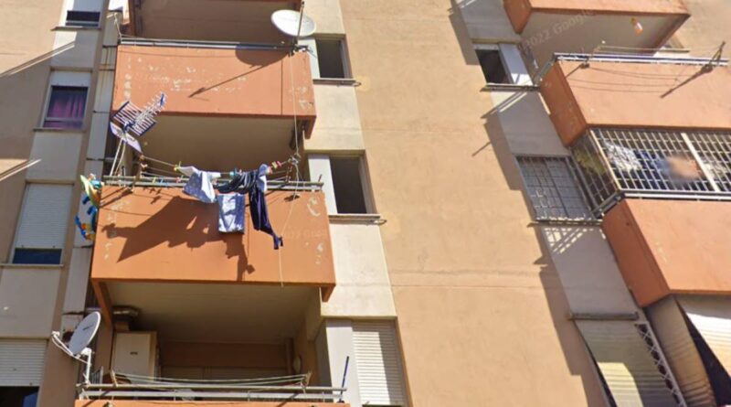 La sorpresa al rientro dal lavolo. La casa è occupata dalla rom: “Me ne vado se mi pagate”