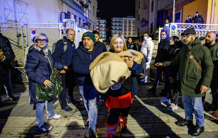 Ritrovata la neonata di un giorno rapita da una clinica a Cosenza