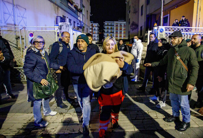 Ritrovata la neonata di un giorno rapita da una clinica a Cosenza