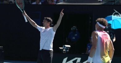 Australian Open in diretta, Sonego-Shelton 4-6: in palio la semifinale. Alle 9.30 Sinner-De Minaur