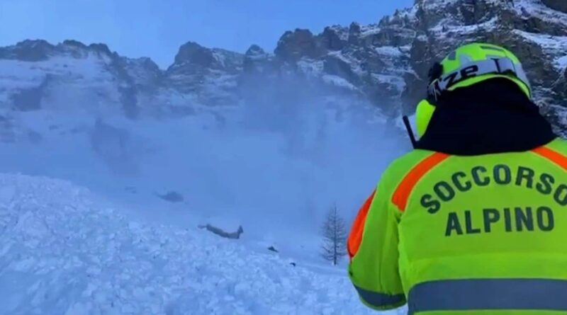 Valanga su area sciistica in Val Susa, scattano i soccorsi. Nessuna persona coinvolta