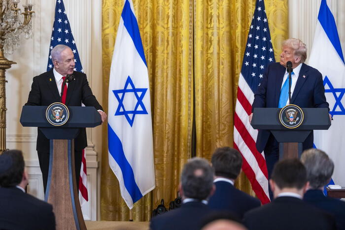 Trump, “il controllo Usa di Gaza sarà a lungo termine, diventerà la ‘rivière’ del Medio Oriente