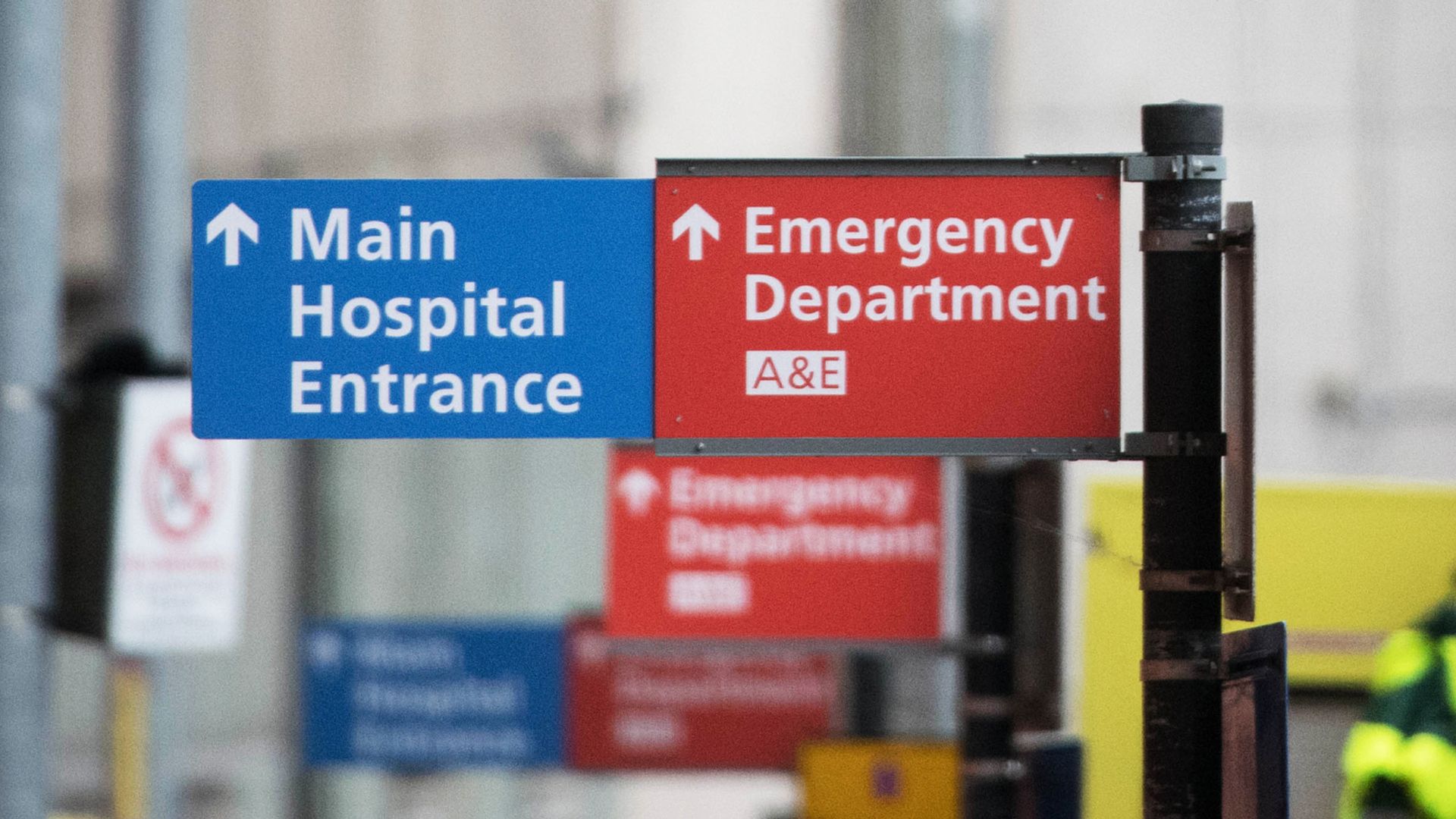 L’NHS avverte che gli ospedali sono “quasi pieni” a causa dell’aumento dei casi di norovirus