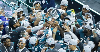 Gli Eagles conquistano il Super Bowl, Chiefs travolti 40-22