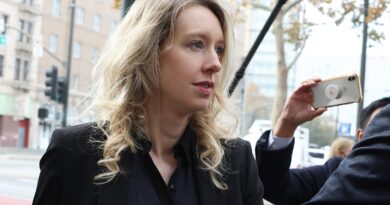 Elizabeth Holmes parla dell'”inferno e della tortura” del carcere, delle nuove invenzioni e dell'”ottica” della gravidanza