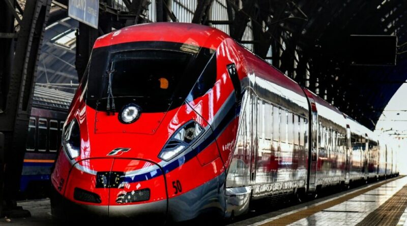 Alta Velocità in tilt sulla Firenze-Bologna per un treno guasto: ritardi superiori a un’ora