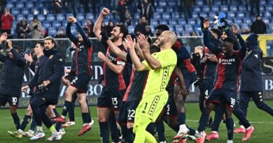 Serie A: il Genoa vola con Pinamonti e Cornet, Venezia ko