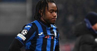 L’ex Lazio Onazi: “Lookman? Inaccettabili le parole di Gasperini. Deve andarsene e non fare come Osimhen”.