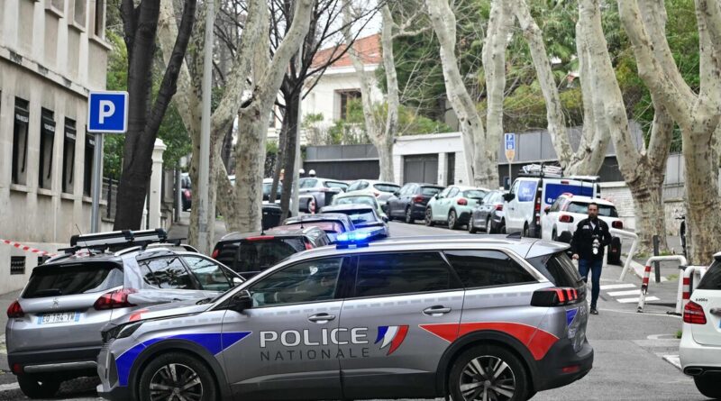 Molotov al consolato russo di Marsiglia, confessano due ricercatori del Cnr