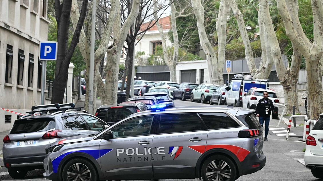 Molotov al consolato russo di Marsiglia, confessano due ricercatori del Cnr