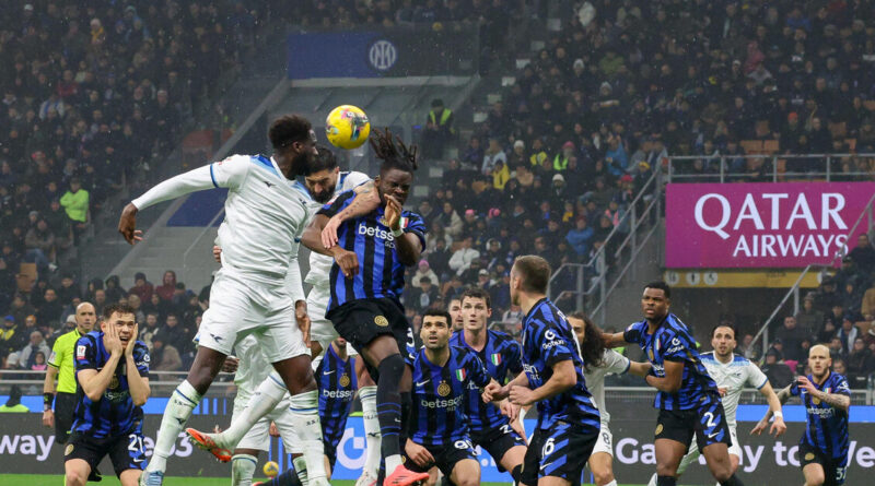 Coppa Italia, l’Inter batte 2-0 la Lazio e va in semifinale contro il Milan