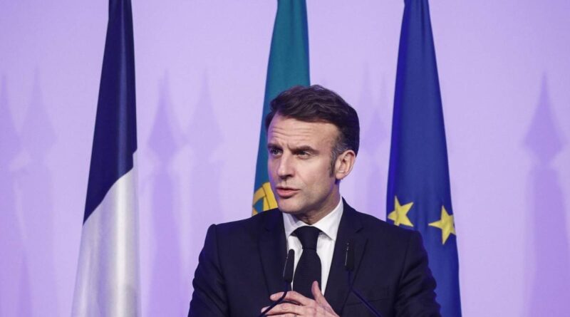 Macron guerrafondaio senza i nostri soldati