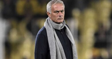 Mourinho: “Galatasaray club che non ha un buon odore, col Fenerbahce ripulisco il calcio turco”. Poi “snobba” la Roma