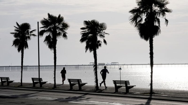 Il fine settimana caldo porta temperature di 20°C nel Regno Unito, più calde di Spagna e Italia