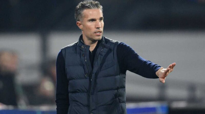 Feyenoord, Van Persie: “L’Inter è come una macchina, fui vicino alla Juventus. Allenare in Italia? Forse un giorno”