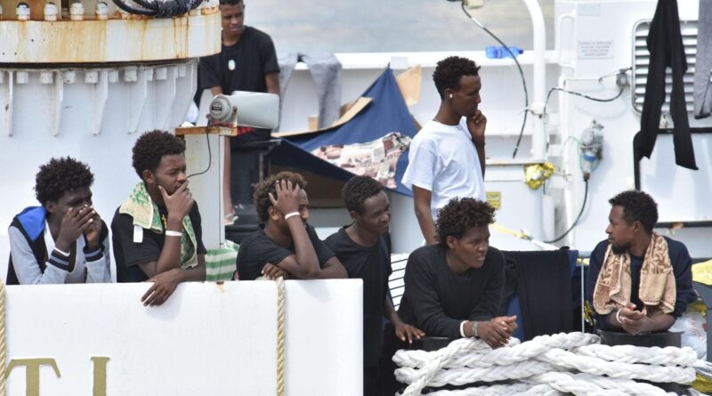 Migranti, il 40% ospitato nei centri Sai arriva da paesi “sicuri”