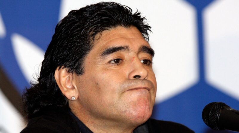 Maradona “condannato all’oblio” dal personale sanitario, secondo il tribunale argentino