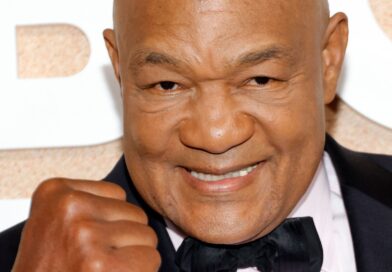 Muore a 76 anni la leggenda della boxe statunitense George Foreman